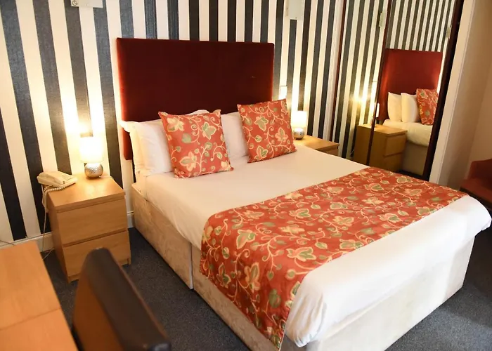 Top 5-Star Hotels in Falkirk, Scotland