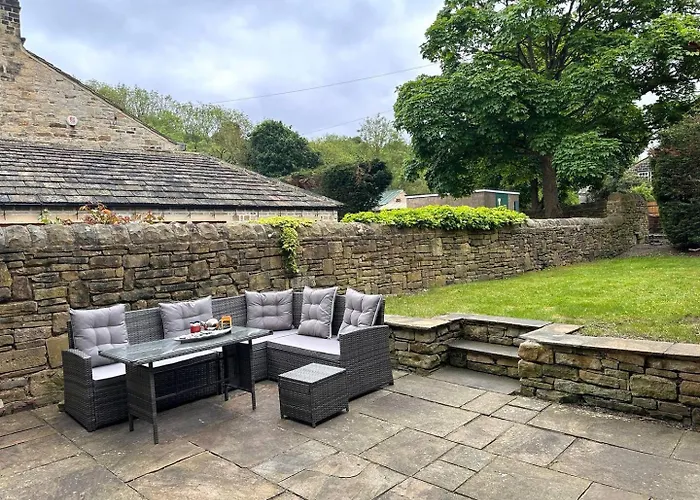 Top Pudsey Hotels for Memorable Stays