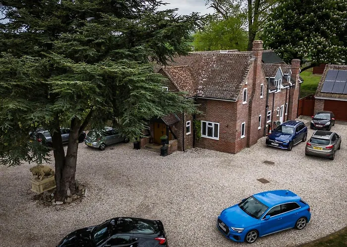Best Hotels in Avebury, Wiltshire's Historic Gem