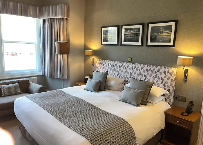 Top Hotels Near Field Place, Worthing
